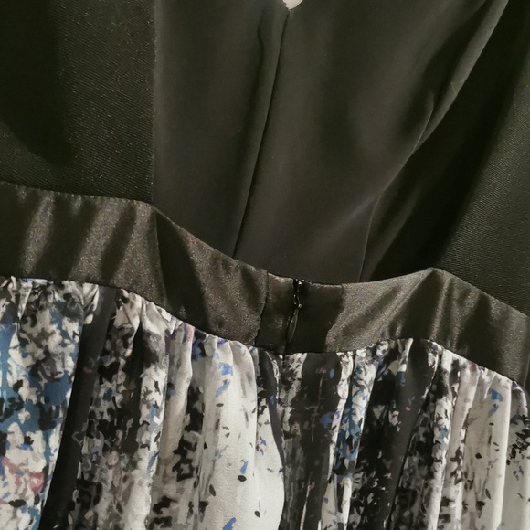 Allen Schwartz gown sz 2 - Picture 3 of 4